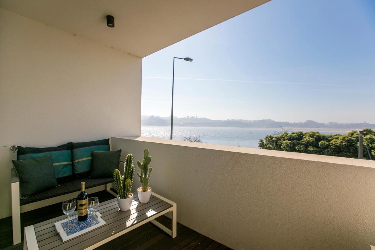 Lovelystay - Luxury 2Br Duplex Apartment In Foz ポルト エクステリア 写真