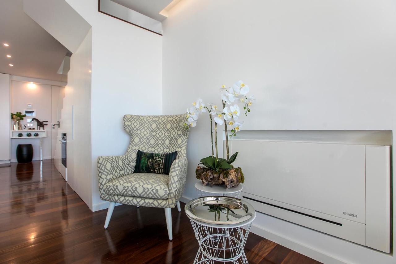 Lovelystay - Luxury 2Br Duplex Apartment In Foz ポルト エクステリア 写真