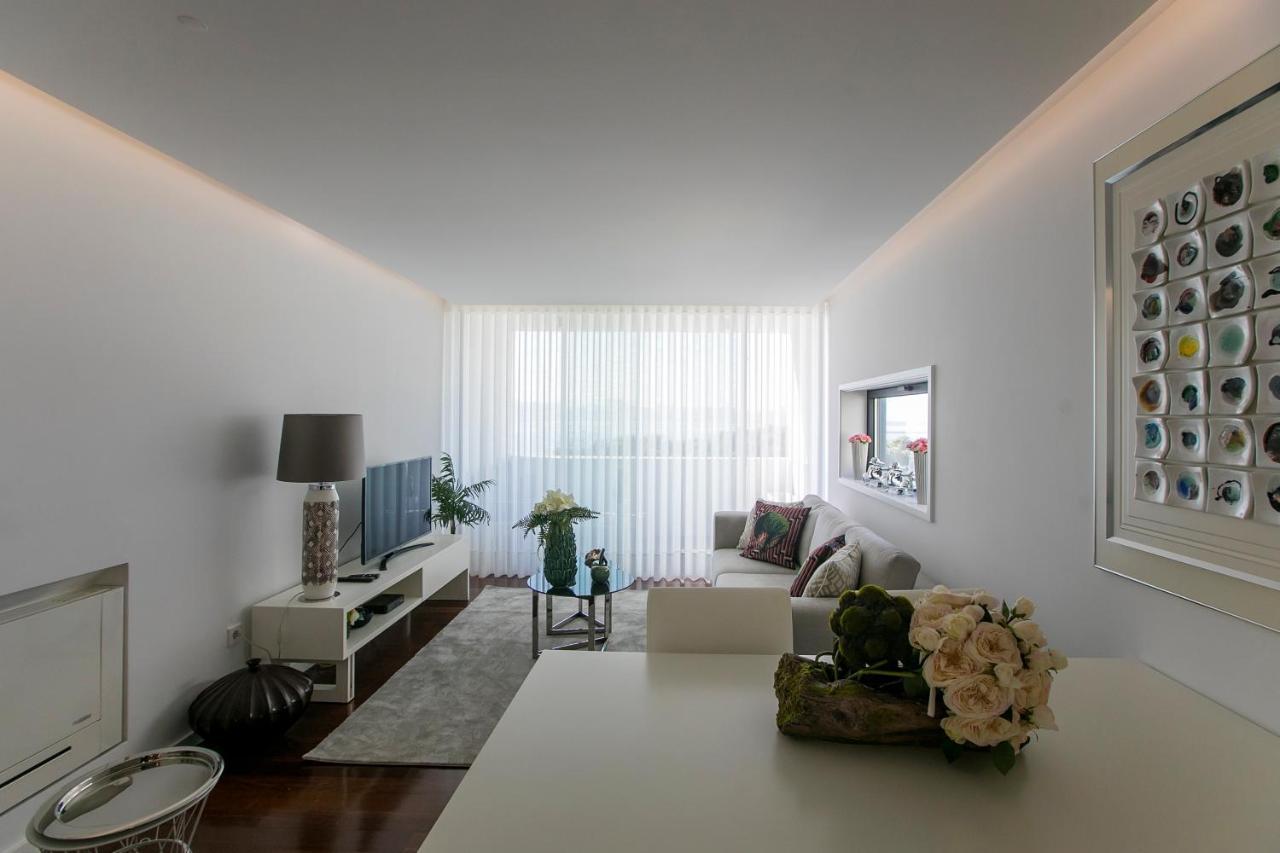 Lovelystay - Luxury 2Br Duplex Apartment In Foz ポルト エクステリア 写真