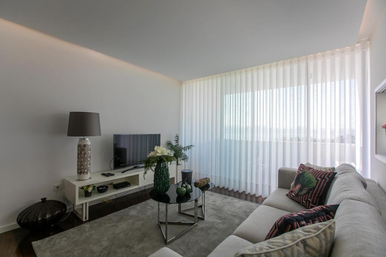 Lovelystay - Luxury 2Br Duplex Apartment In Foz ポルト エクステリア 写真